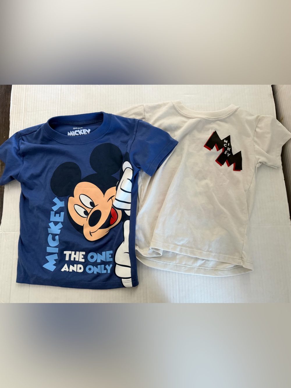 2 piece Disney‎ Mickey Mouse Navy Graphic Tee & White Logo Shirt Set 3t boys